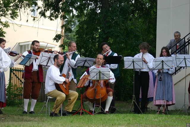 img00073.jpg